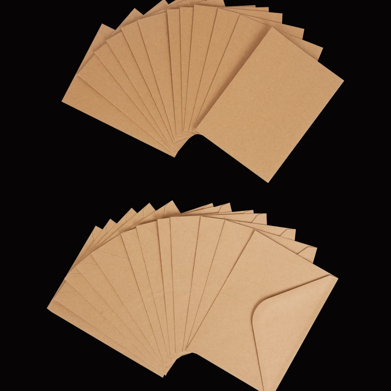 Action Kaarten^Avec kraftkaarten en -enveloppen