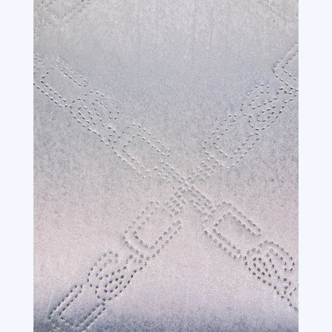 cc_thermische_voorruitbeschermer_1.webp C&C Auto Accessoires^thermische voorruitbeschermer