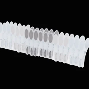 Action Schoonmaakartikelen^Kunststof wasknijpers